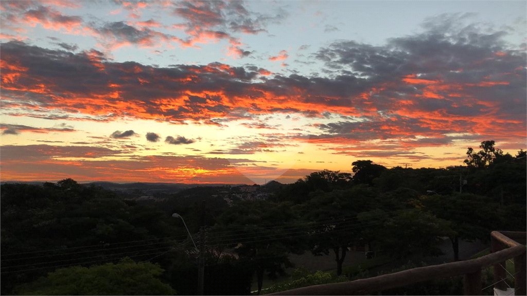 Mansão de Luxo em Louveira: Viva o Sonho no Condomínio Jardim Primavera