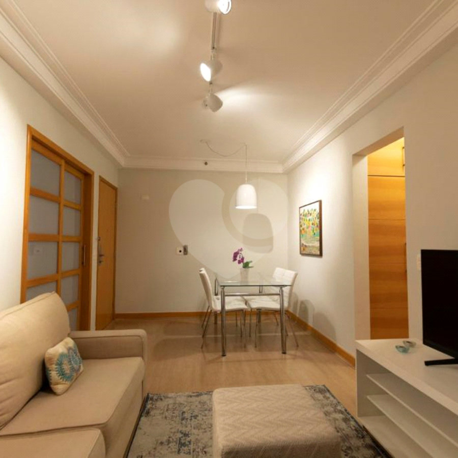 Excelente apartamento em Moema