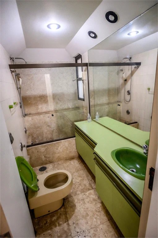 VENDE ALTO PADRÃO - APTO 220.00M² - 3 DORMS. 3 SUÍTES 3 VAGAS - MORUMBI