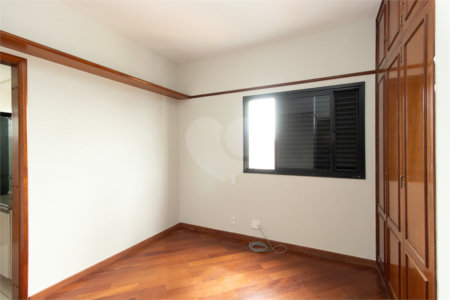 Apartamento a Venda na Chácara Santo Antônio, 163 m², 3 suítes, 2 vagas,, lazer e próximo ao parque