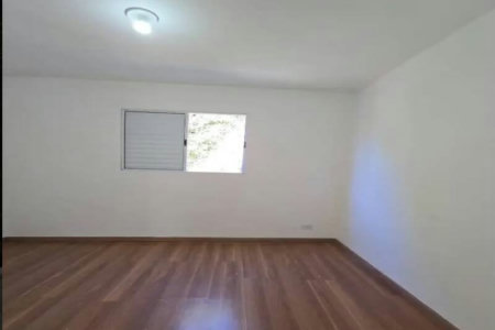 Sobrado à venda com 2 quartos no condomínio Ville de Vie 2, Cotia - SP