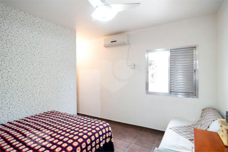 Casa à venda com 3 quartos, sendo 2 suítes, em Jardim Prudência, São Paulo, SP