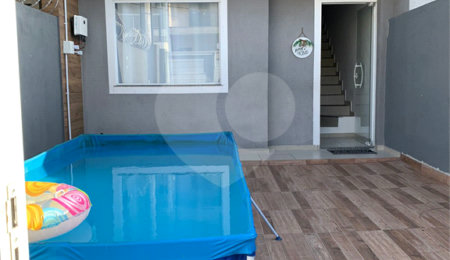 Casa à venda com 2 suítes no condomínio Residencial Camila., Rio de Janeiro - RJ