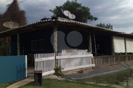 Chácara no Aracê de Santo Antonio