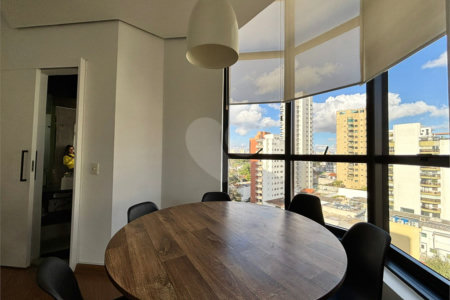 Cobertura duplex com 90 m², perfeita para quem busca conforto, privacidade e uma excelente localização.