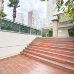 Apartamento de Alto Padrão no Campo Belo para venda com porteira fechada, com 4 dormitórios suítes e 4 vagas com lazer de club.