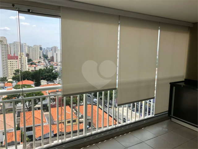 Apartamento à venda com 2 quartos, sendo 1 suíte,  em Campo Belo, São Paulo, SP