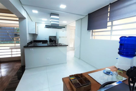 Sobrado à venda ou para alugar com 3 quartos, sendo 2 suítes, em Brooklin, São Paulo, SP