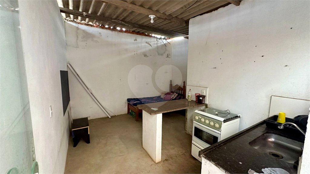 Sobrado a venda com 3 dormitorios sendo 1 suite com closet e varanda no bairro Arcoville