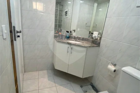 Apto no Melhor da Mooca 2 quartos 1 suíte 1 vaga varanda Aceita casa/sobrado na Moóca Estuda Permuta
