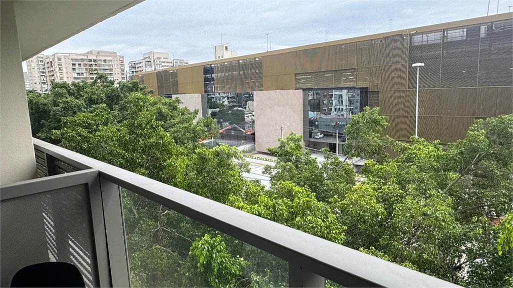 Studio mobiliado de 26m para locação em Moema