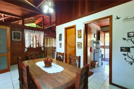 Casa a Venda no Condomínio São Joaquim em Vinhedo/SP
