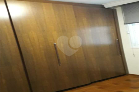 Lindo Apto Edifício Raquel Venda com Sacada gourmet.com 03 dormitórios 01 suíte