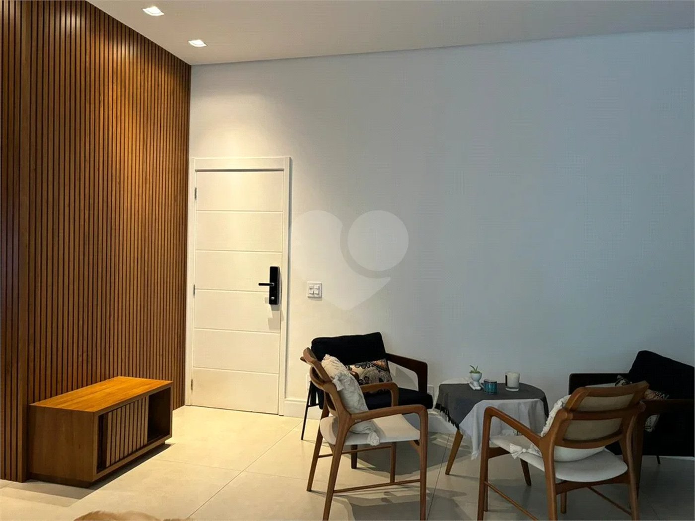 Apartamento Garden na Mooca de 322m² com 3 suítes e 5 vagas.