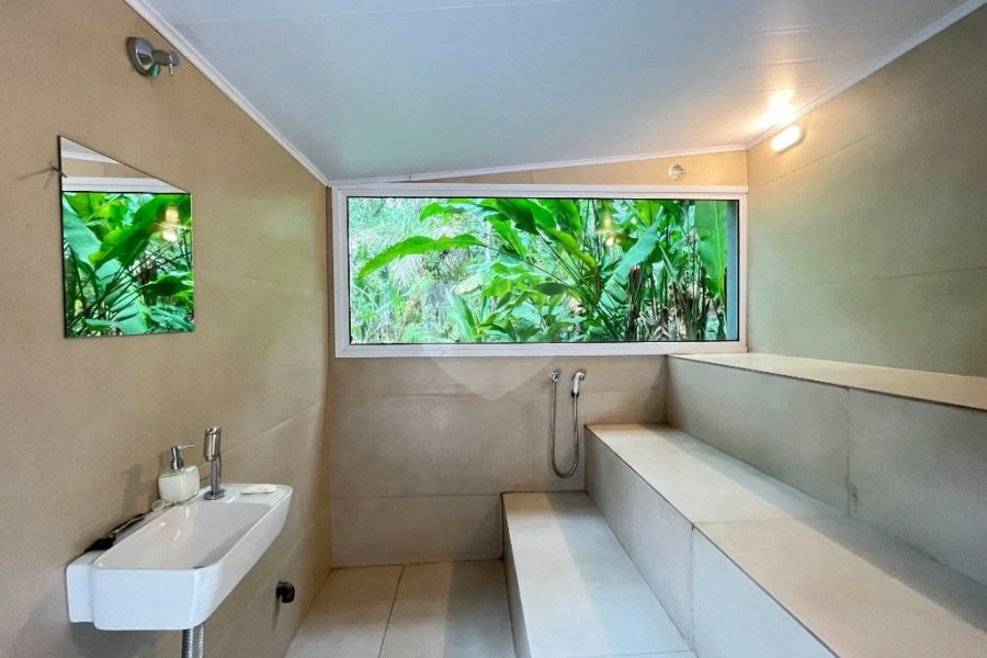 Casa à venda com 5 quartos, sendo 4 suítes, em Riviera de São Lourenço, Bertioga, SP
