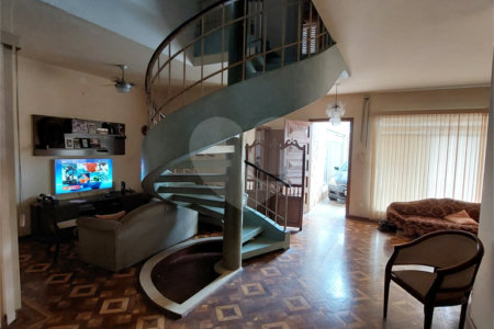 Casa/sobrado para locação no Centro
