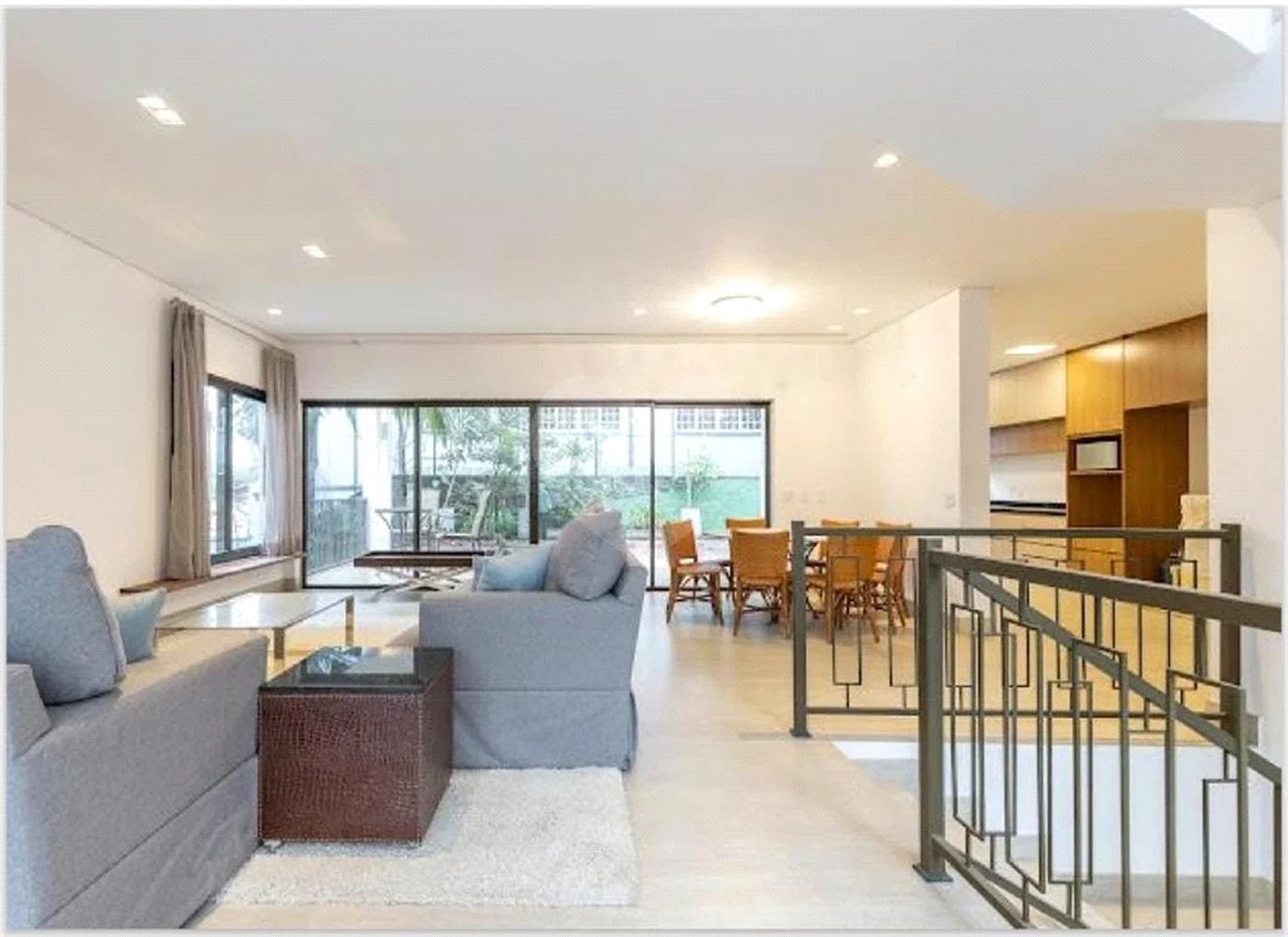 Casa de Condomínio com 3 Quartos e 3 banheiros à Venda, 100 m² por R$ 585.000 - Aceita Permuta