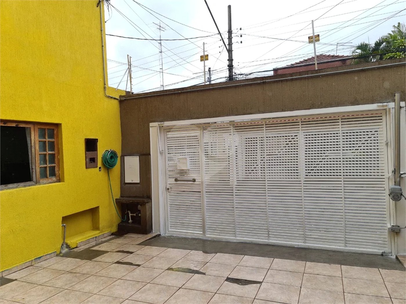 Casa à venda na Vila Esperança com 230m² 3 dormitórios 1 suíte 3 banheiros 3 vagas
