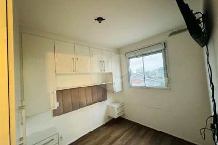 Apartamento para locação com 2 quartos e 1 vaga no Condomínio Inova, na Vila Rosália, em Guarulhos.