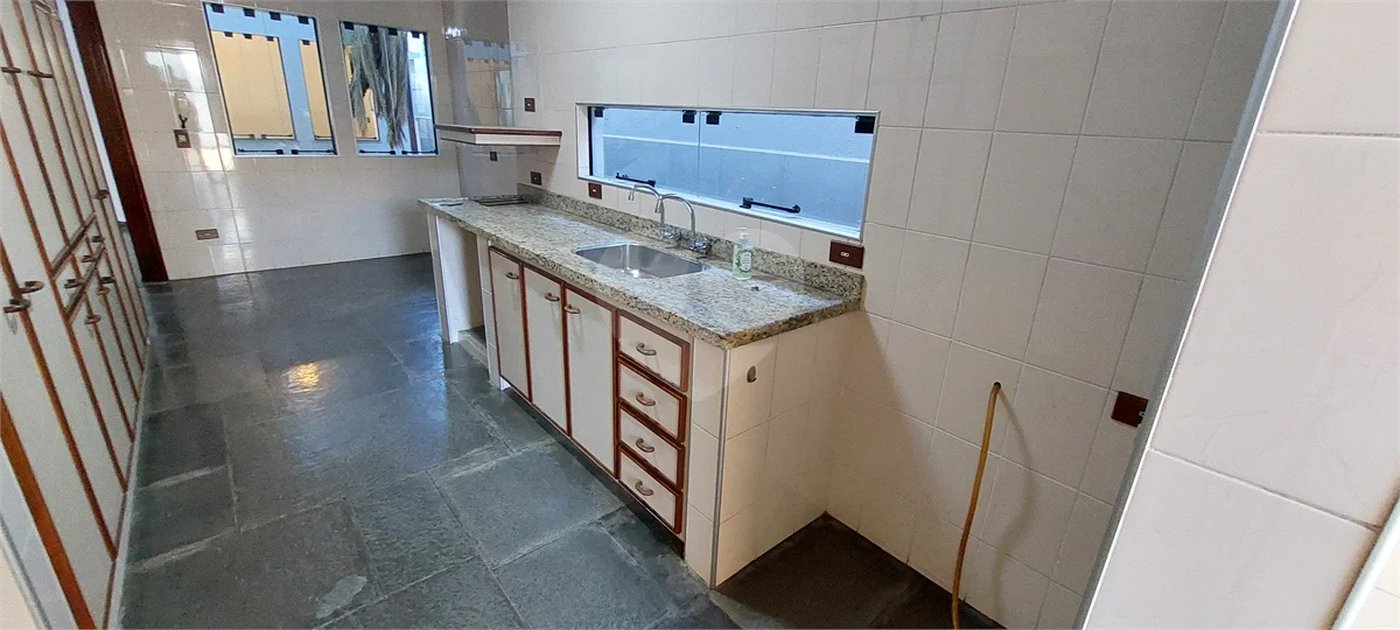 SOBRADO COM DESIGN EXCLUSIVO E LAZER COMPLETO 3 DORMITÓRIOS SENDO 1 SUÍTE