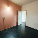 Casa Térrea Charmosa e Espaçosa na Vila Prado: Conforto, Praticidade e Próxima ao Centro!