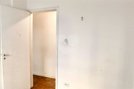 Apartamento á Venda na Bela Vista