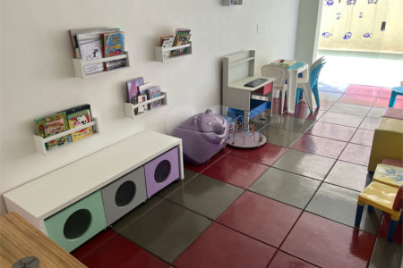 Apartamento de 01 dormitório com terraço e vaga perto do metrô
