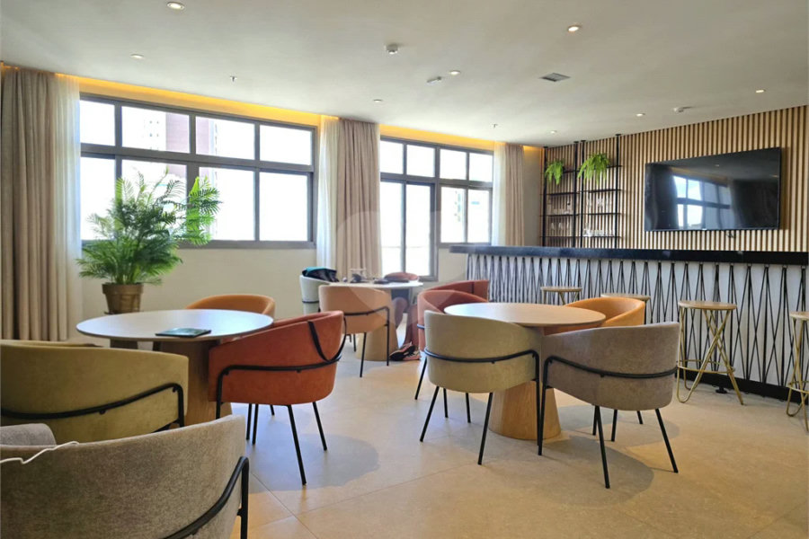 Studio 21 m² Próximo Metrô Paraíso na Aclimação