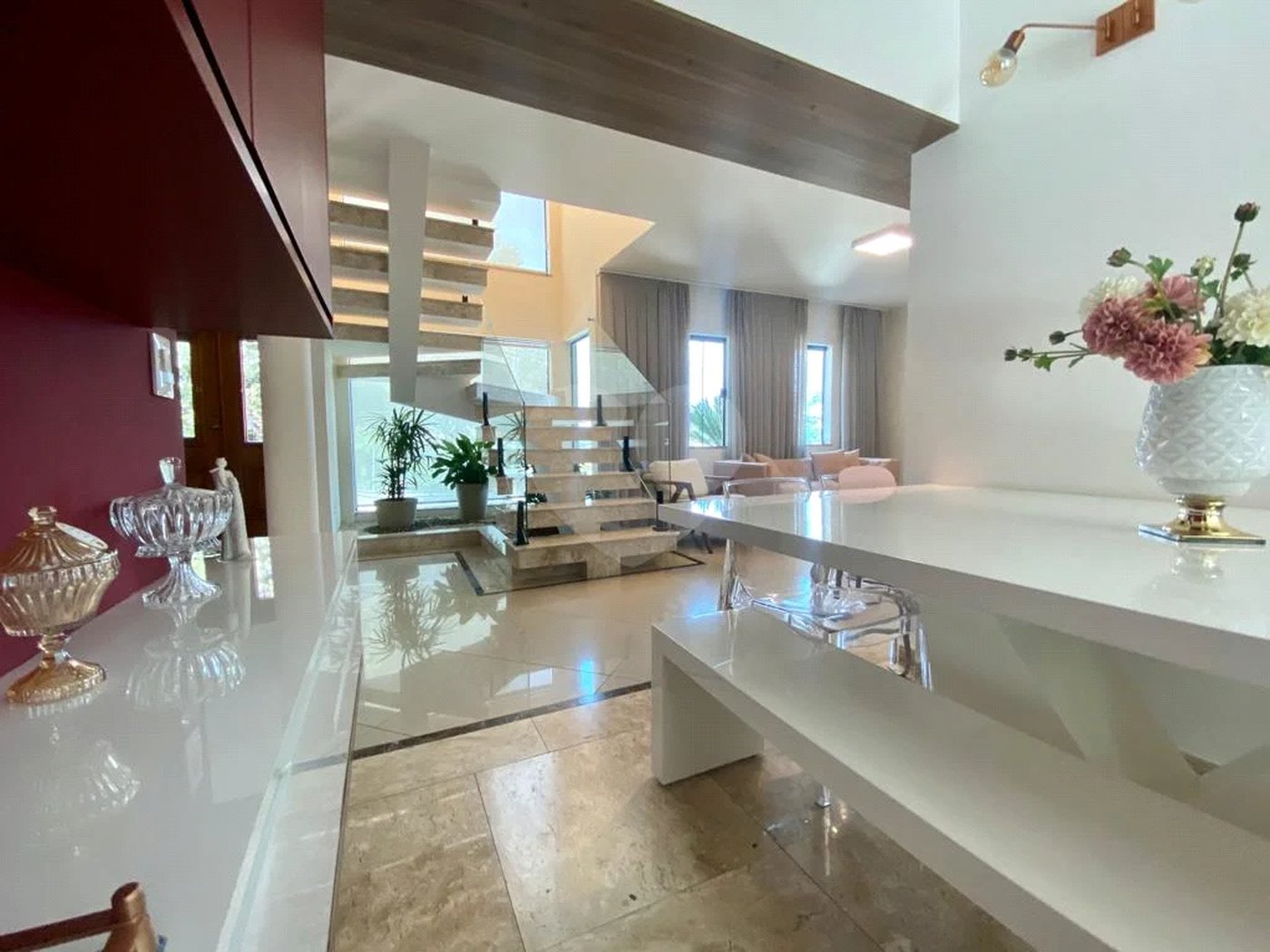 Sobrado 293 mt - 03 suites 2 closed, Sala esposa , sala Tv 5 wcs -