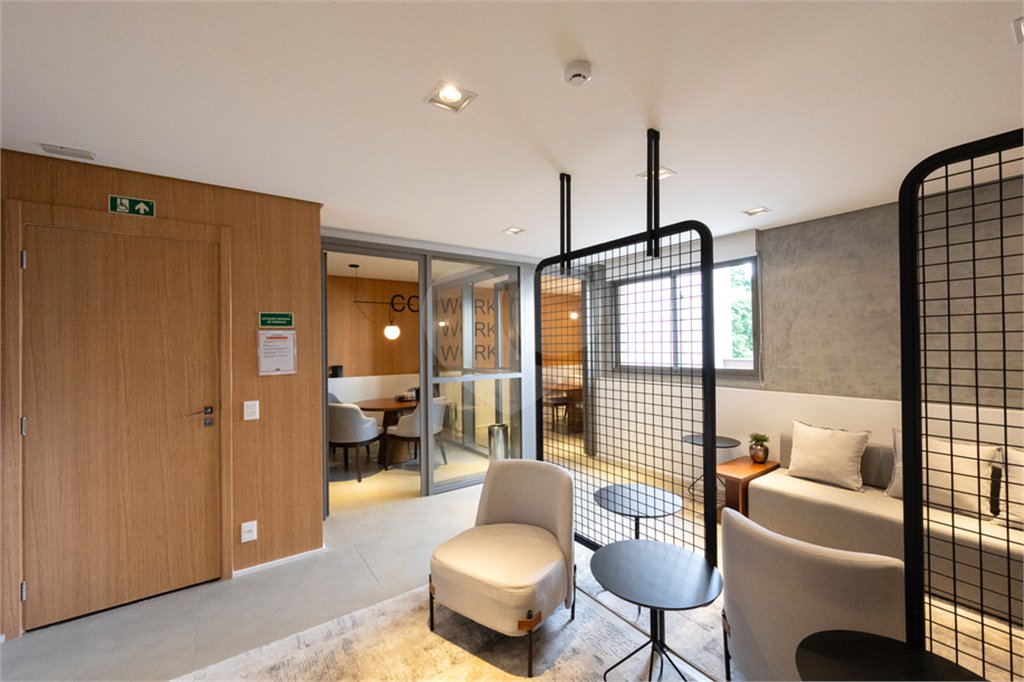 LINDO STUDIO DE 32M² PRÓXIMO DE TUDO