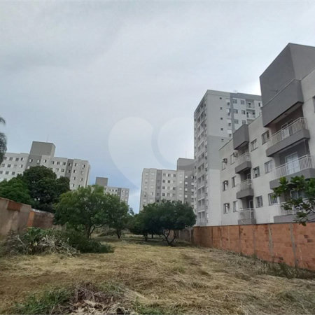 Terreno com 2.088,00 m² .