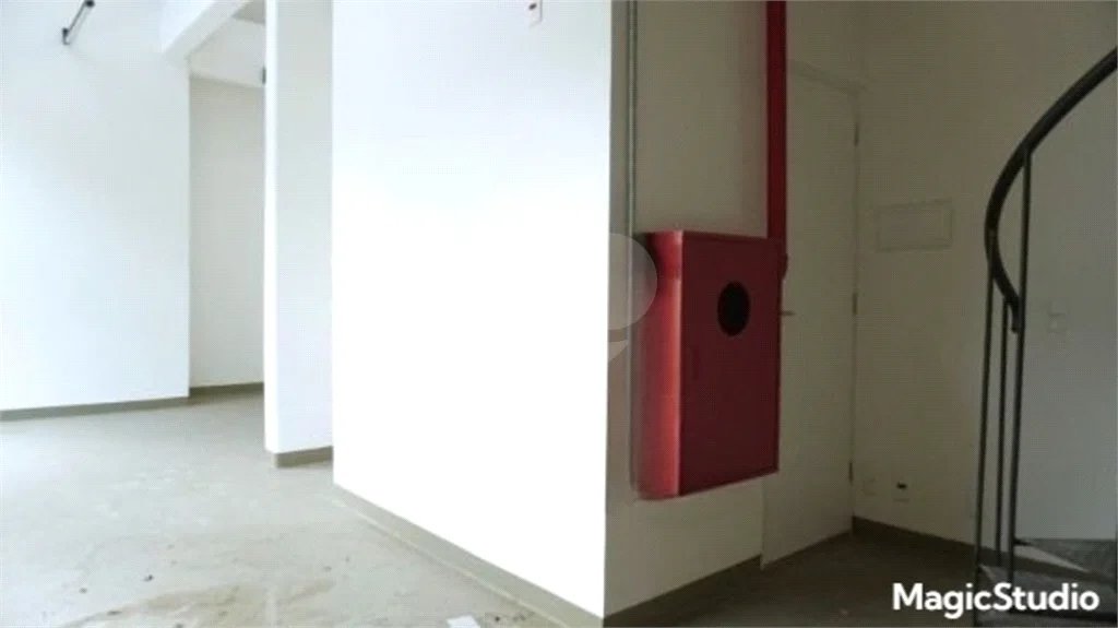 Loja com 52 m² , a 250 metros da estação Butantã , linha amarela do metrô.