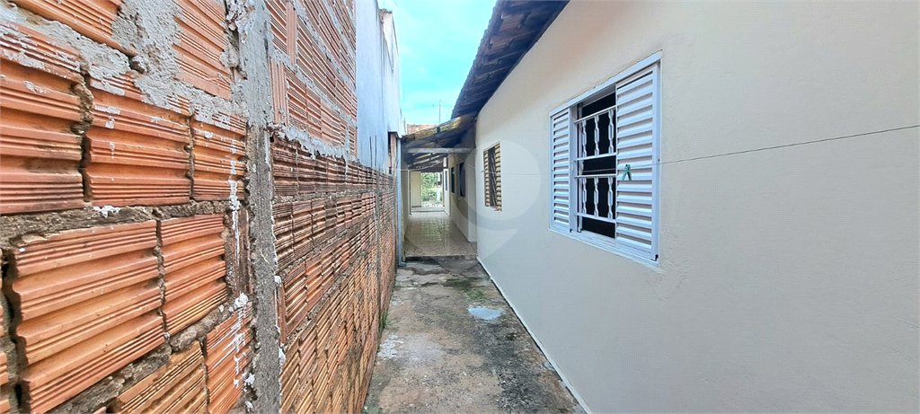 Casa ampla em bairro tranquilo – excelente oportunidade para morar ou investir!