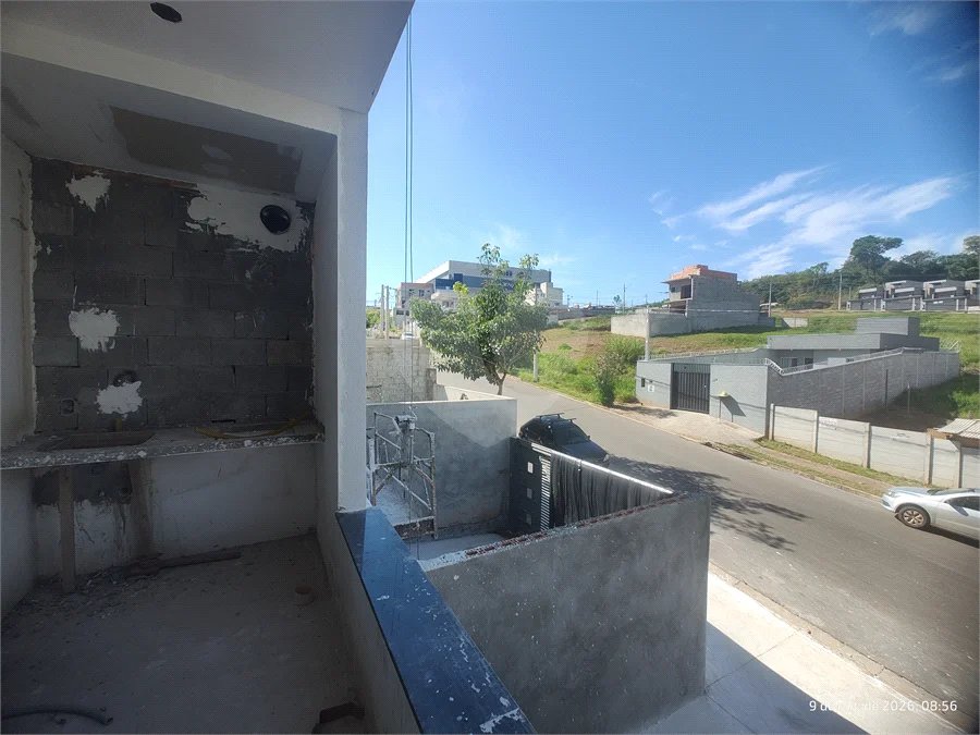 Apartamento 2 dormitórios com 1 vaga de garagem, excelente localização, programa MCMV, pagto parcelado