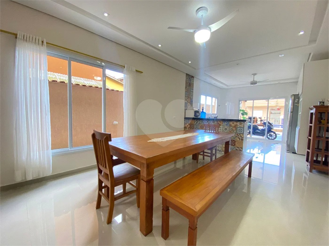 Casa à venda com 4 quartos, sendo 2 suítes,  em Morada da Praia, Bertioga, SP