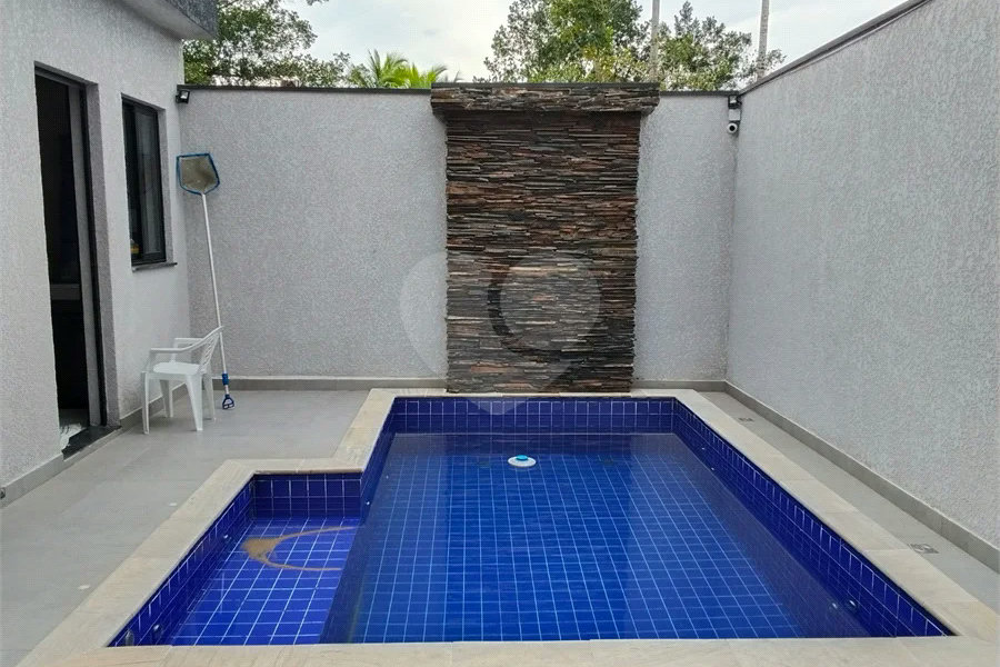 Casa à venda com 4 suítes em São Lourenço, Bertioga, SP