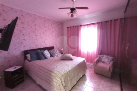 Sobrado com 5 dormitórios à venda, 250 m² por R$ 750.000 - Parque Santa Madalena - São Paulo/SP