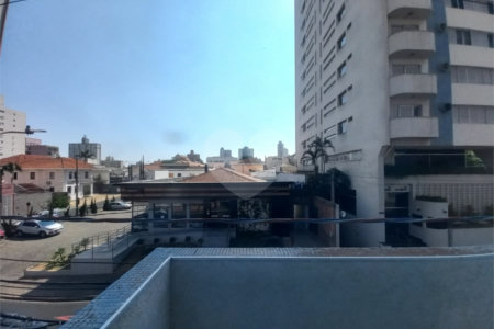Apartamento no Condomínio Vila Rica.