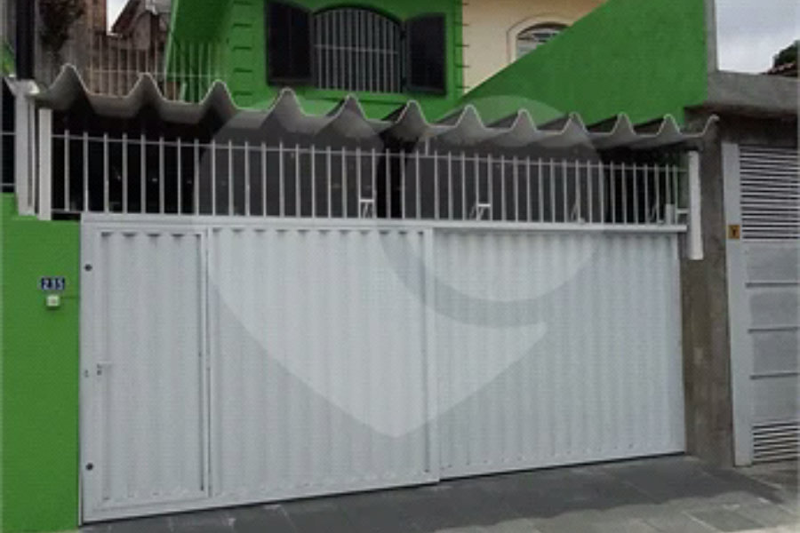 Sobrado à venda com 2 quartos em Jardim Itacolomi, São Paulo, SP