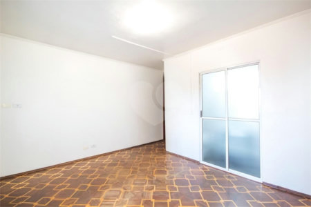 Casa à venda com 206m², 3 quartos e 2 vagas