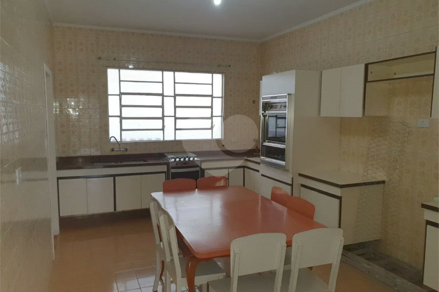 Vende-se linda casa de 250 m² no Jabaquara