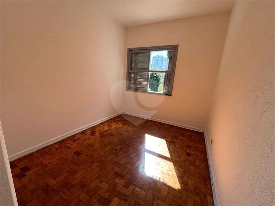 Sobrado 3 Quartos a Venda em Jardim Petrópolis