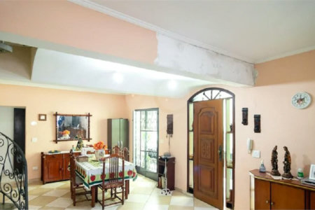 Casa para venda e locação no Campo Belo de 120M² com 3 dormitórios, 1 suíte e 3 vagas