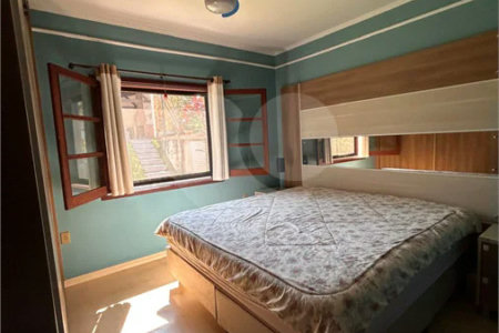 Casa para Venda ou Locação com opção de estar mobiliado no Condomínio Recanto Florido – Vinhedo/SP
