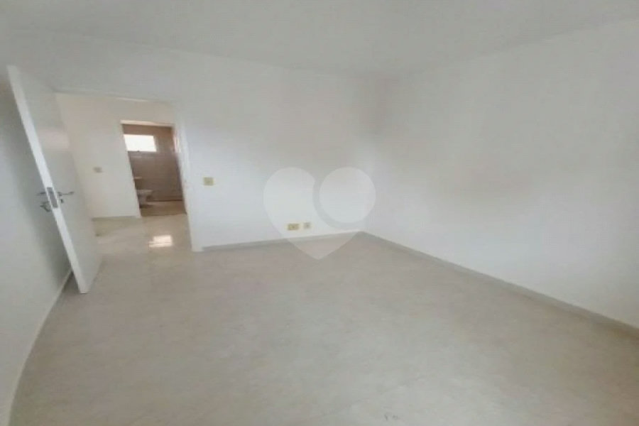 Apartamento à venda com 3 quartos, sendo 1 suíte, em Vila Santa Catarina, São Paulo, SP