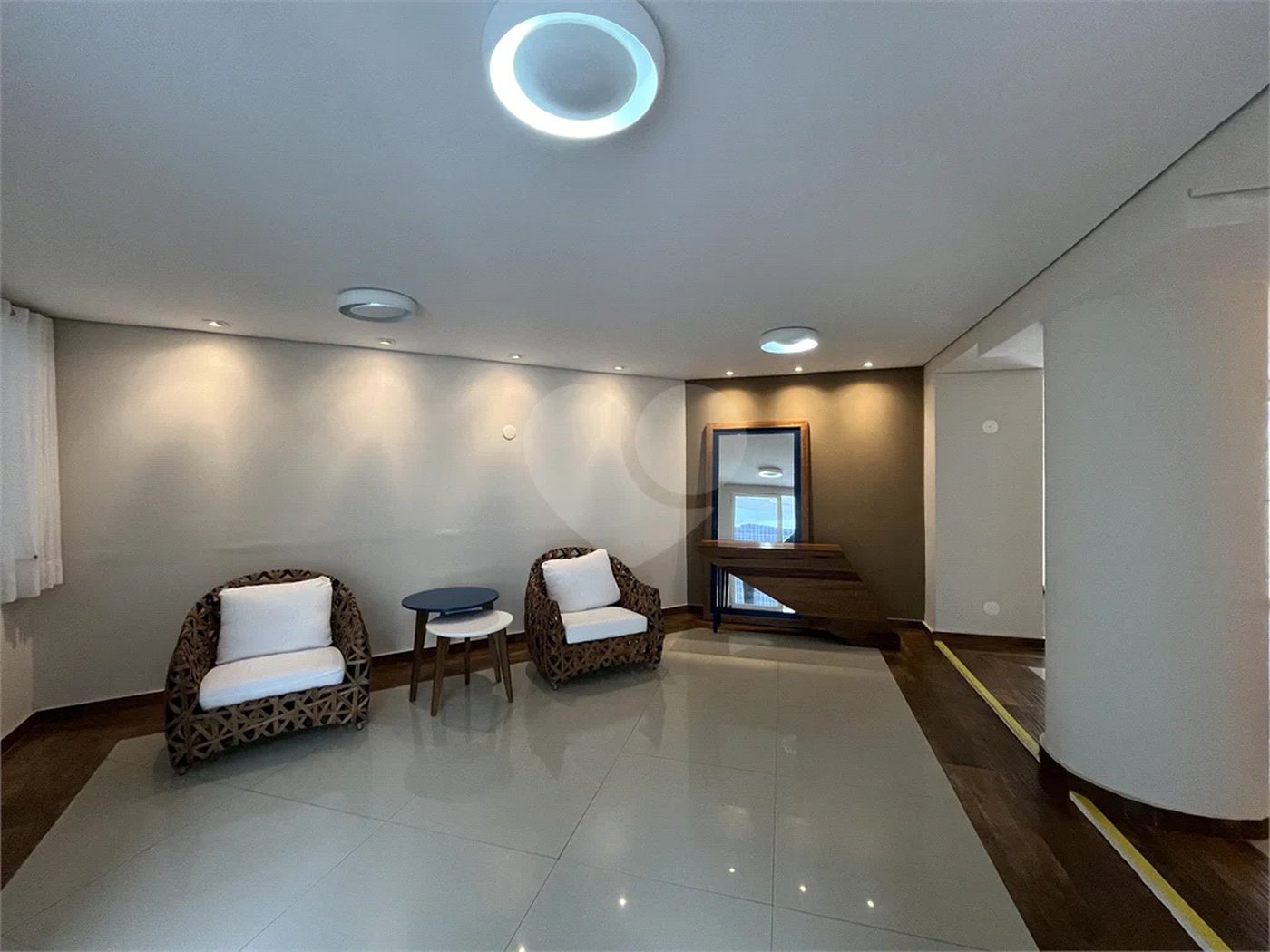 Apartamento à venda com 3 quartos, sendo 1 suíte, em Riviera de São Lourenço, Bertioga, SP