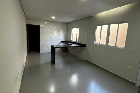Casa à venda com 2 quartos, sendo 1 suíte, em Nova Itanhaém, Itanhaém - SP