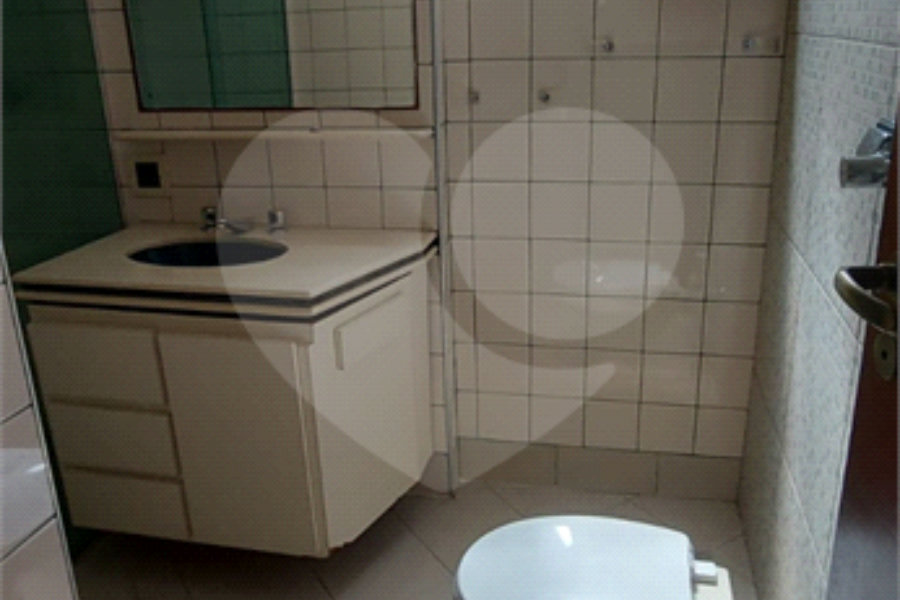 Perdizes pertinho do Metrô Vila Madalena 110m2 Sala 2 dorm 1 vaga Piscina