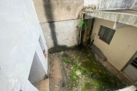 Casa à venda com 2 quartos em Jardim Alvorada, oportunidade para investidor