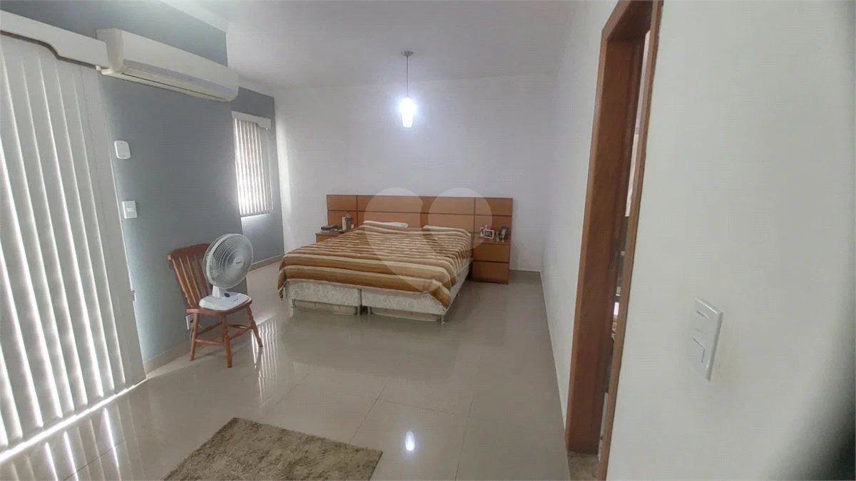 CONDOMÍNIO VALE DAS PALMEIRAS - CASA 3 QTOS + SUITE + PISCINA + GARAGEM 4 CARROS + ENERGIA SOLAR